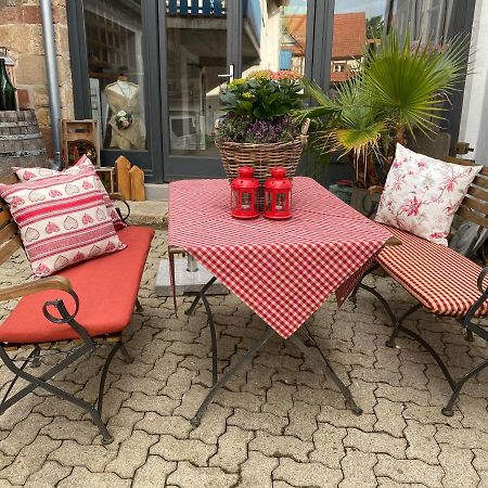 Gaestehaus Sellemols Ferienwohnung Korbmacher Heuchelheim-Klingen 외부 사진