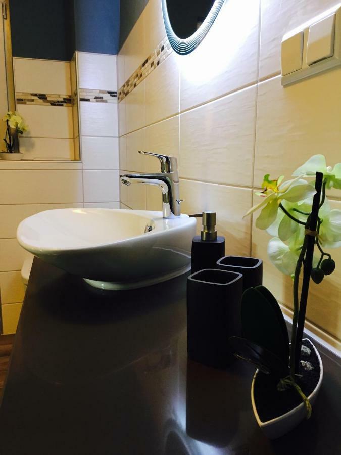 Gaestehaus Sellemols Ferienwohnung Korbmacher Heuchelheim-Klingen 외부 사진